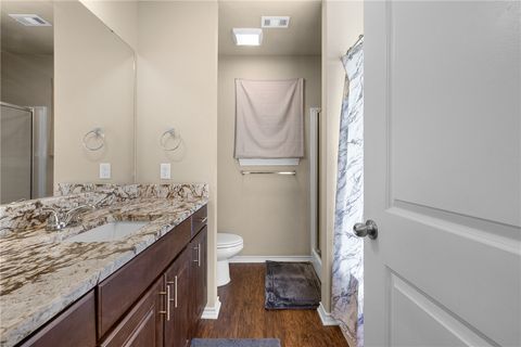 Tiny photo for 128 Dove Court, Navasota, TX 77868 (MLS # 26004104)