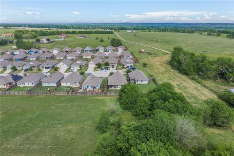 Tiny photo for 128 Dove Court, Navasota, TX 77868 (MLS # 26004104)