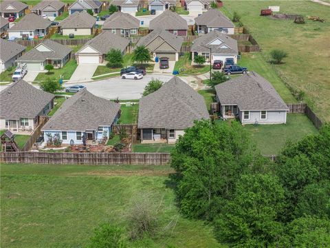 Tiny photo for 128 Dove Court, Navasota, TX 77868 (MLS # 26004104)