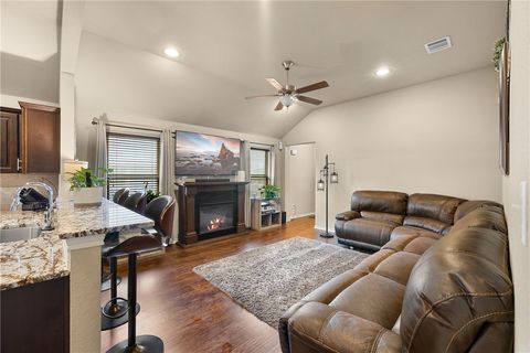 Tiny photo for 128 Dove Court, Navasota, TX 77868 (MLS # 26004104)