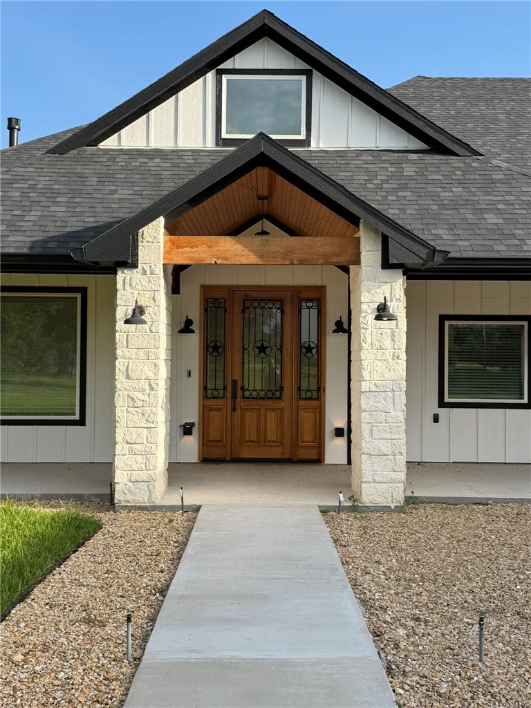 17401 Highway 21 W