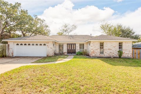Photo of 2004 Angelina Circle, College Station, TX 77840 (MLS # 25012186)