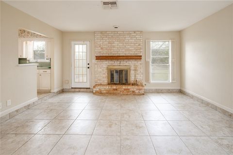 Tiny photo for 2004 Angelina Circle, College Station, TX 77840 (MLS # 25012186)