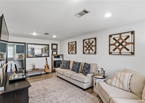 Tiny photo for 1710 Cavitt Avenue, Bryan, TX 77801 (MLS # 26002943)