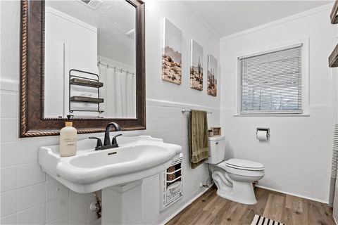 Tiny photo for 1710 Cavitt Avenue, Bryan, TX 77801 (MLS # 26002943)