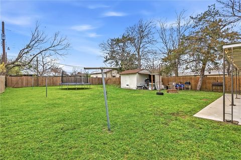 Tiny photo for 1710 Cavitt Avenue, Bryan, TX 77801 (MLS # 26002943)
