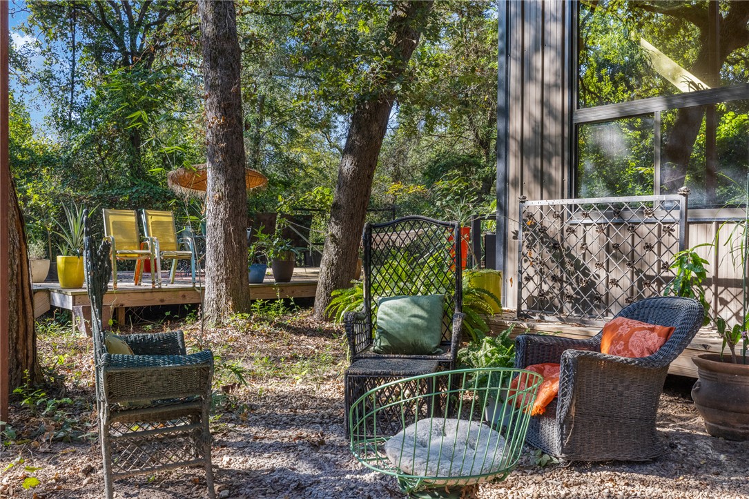 1301 Private Road 3591