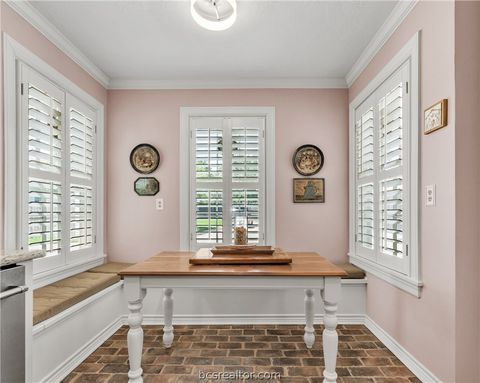 Tiny photo for 404 Hensel Avenue, Bryan, TX 77801 (MLS # 26005555)