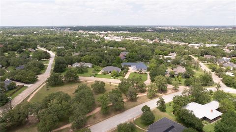 Tiny photo for 404 Hensel Avenue, Bryan, TX 77801 (MLS # 26005555)
