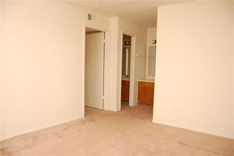 Tiny photo for 1107 Verde Drive #20, Bryan, TX 77801 (MLS # 26010391)