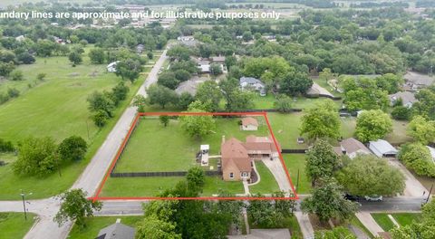 Tiny photo for 704 E 15th, Cameron, TX 76520 (MLS # 26005193)