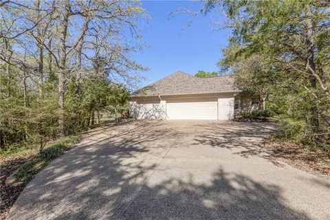 Tiny photo for 9618 Whispering Ridge Rdg, College Station, TX 77845 (MLS # 26003536)