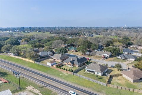 Tiny photo for 704 Bormann St St, Brenham, TX 77833 (MLS # 26002578)