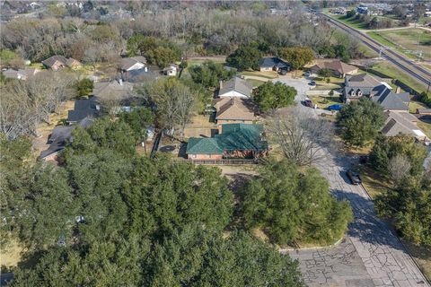 Tiny photo for 704 Bormann St St, Brenham, TX 77833 (MLS # 26002578)
