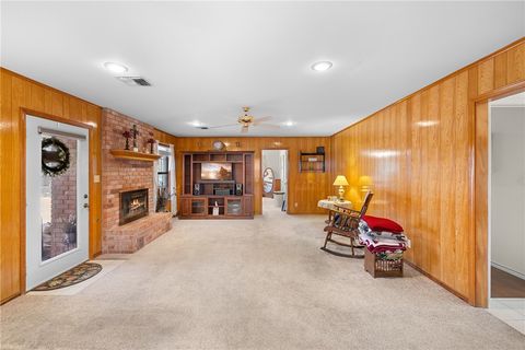 Tiny photo for 704 Bormann St St, Brenham, TX 77833 (MLS # 26002578)