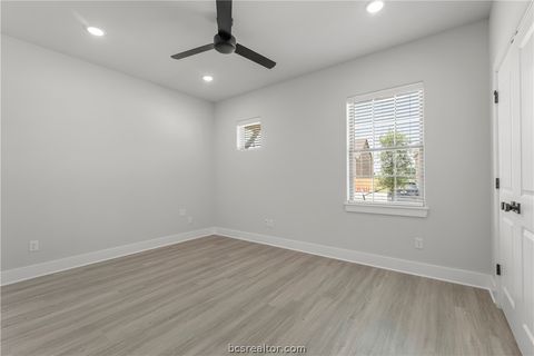 Tiny photo for 4083 Gunner Trail, College Station, TX 77845 (MLS # 26002346)