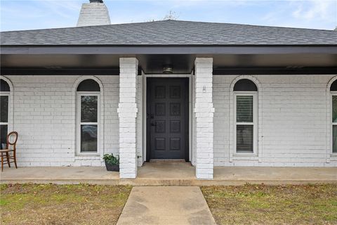 Tiny photo for 3814 Holly Drive, Bryan, TX 77802 (MLS # 26000818)