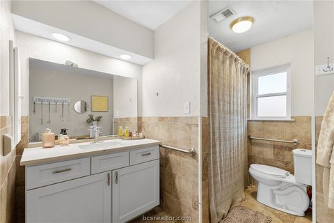 Tiny photo for 3814 Holly Drive, Bryan, TX 77802 (MLS # 26000818)