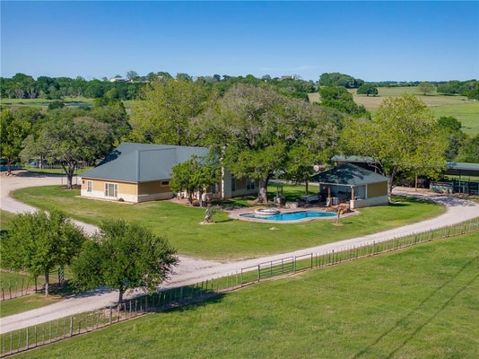 6808 CEDAR HILL RD, BRENHAM, TX 77833 - Image 0fc0bef29dac0bf5eecb5423d0b4b32e/3304182356
