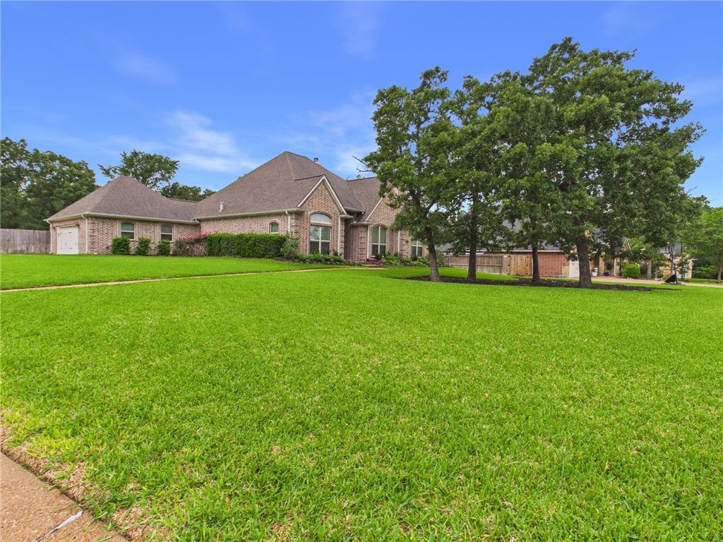 Photo of 1616 Mariners Cove, College Station, TX 77845 (MLS # 26005796)