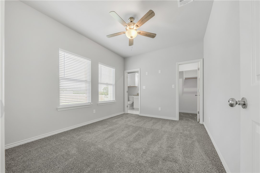 Bryan, Texas 77801, United States, 4 Bedrooms Bedrooms, ,3 BathroomsBathrooms,Residential,Active,174127