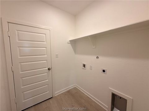 Tiny photo for 402 Harvest Lake Drive, Snook, TX 77878 (MLS # 26005352)
