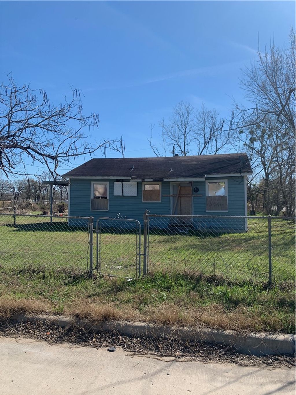 Photo of 813 Foster Street, Navasota, TX 77868 (MLS # 26002342)