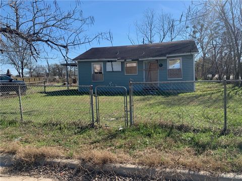 Tiny photo for 813 Foster Street, Navasota, TX 77868 (MLS # 26002342)
