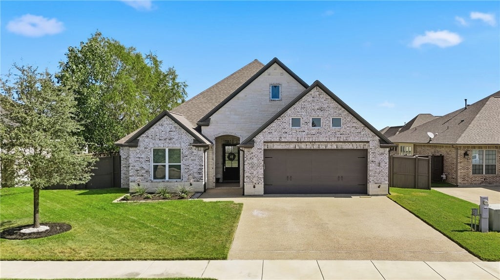 Photo of 5019 Highline Drive, Bryan, TX 77802 (MLS # 26011475)