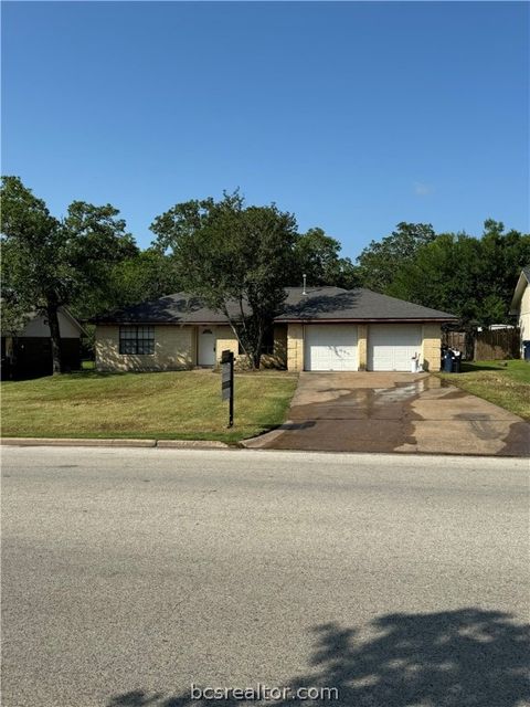 2003 Southwood Drive, College Station, TX 77840 - MLS#: 24009080