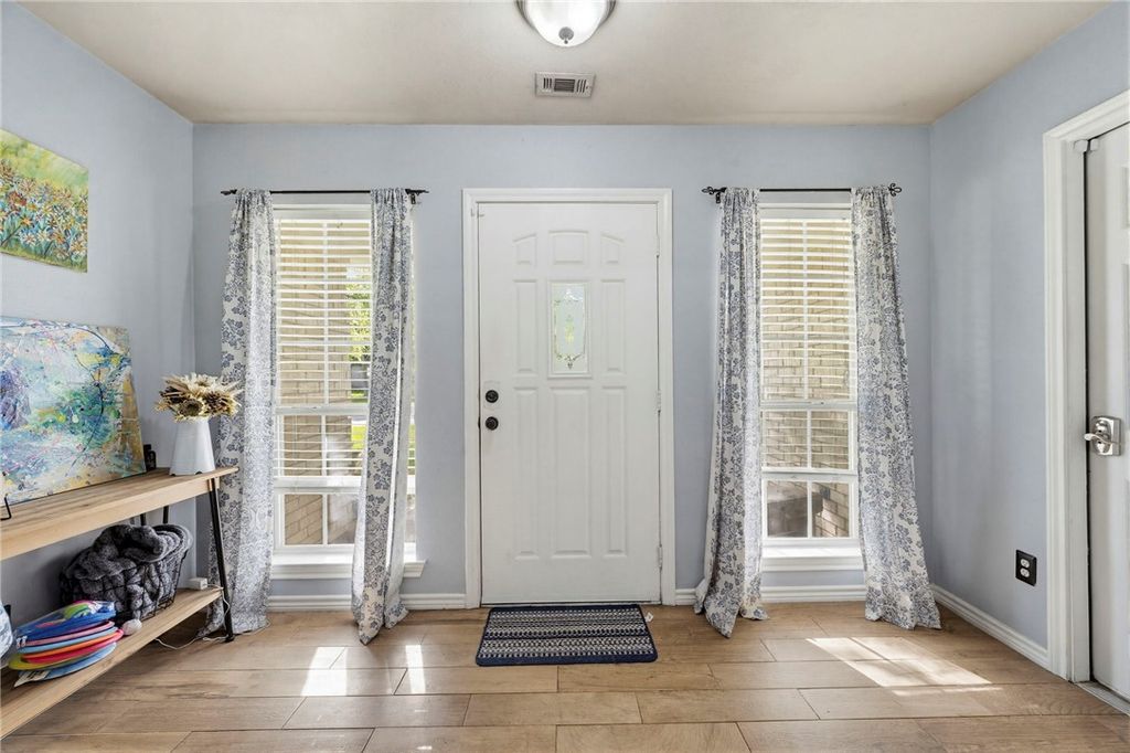 Photo of 1211 Mullins Court, College Station, TX 77845 (MLS # 26003658)