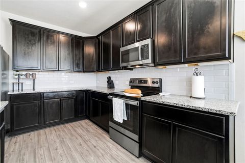 Tiny photo for 1318 Kingsgate Drive, Bryan, TX 77807 (MLS # 26002566)