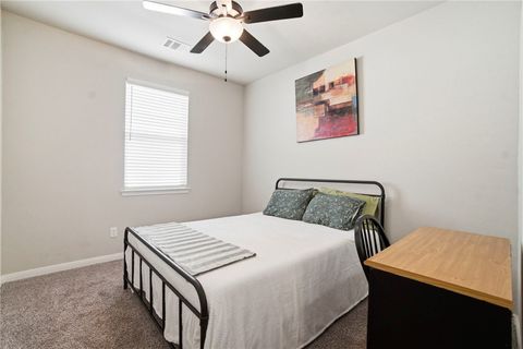 Tiny photo for 1318 Kingsgate Drive, Bryan, TX 77807 (MLS # 26002566)