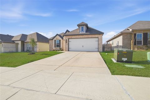 Tiny photo for 1318 Kingsgate Drive, Bryan, TX 77807 (MLS # 26002566)