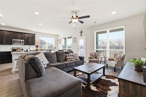 Tiny photo for 1318 Kingsgate Drive, Bryan, TX 77807 (MLS # 26002566)