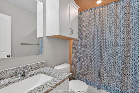 Tiny photo for 2001 Shimla Drive, Bryan, TX 77807 (MLS # 26003372)