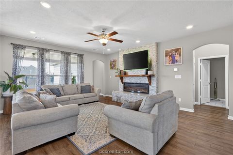Tiny photo for 2001 Shimla Drive, Bryan, TX 77807 (MLS # 26003372)