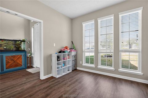 Tiny photo for 2001 Shimla Drive, Bryan, TX 77807 (MLS # 26003372)