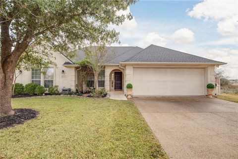 Photo of 5403 Bloomsbury Way, Bryan, TX 77802 (MLS # 25013093)