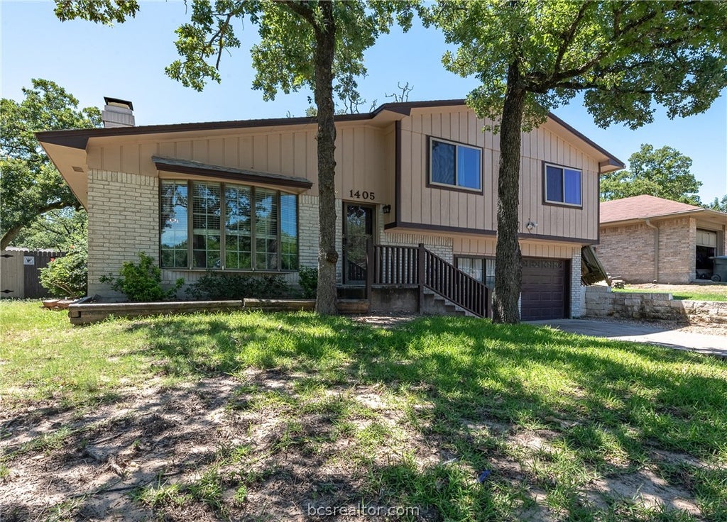 Photo of 1405 Magnolia Drive, College Station, TX 77840 (MLS # 26011471)