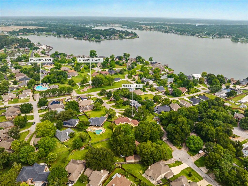 Photo of 10802 Estelle Circle, Montgomery, TX 77356 (MLS # 26005508)