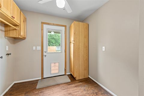Tiny photo for 10802 Estelle Circle, Montgomery, TX 77356 (MLS # 26005508)