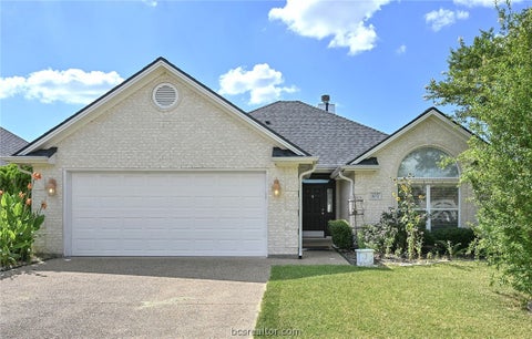 Photo of 107 Hartford Drive, College Station, TX 77845 (MLS # 26011447)