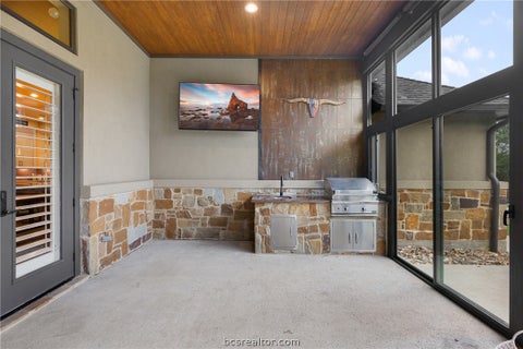 Tiny photo for 10821 Lonesome Dove Trail, Bryan, TX 77808 (MLS # 26012485)