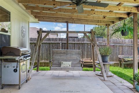 Tiny photo for 15111 Faircrest Drive, College Station, TX 77845 (MLS # 26006882)