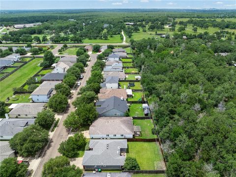 Tiny photo for 15111 Faircrest Drive, College Station, TX 77845 (MLS # 26006882)