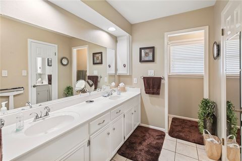 Tiny photo for 52 Golfview Drive, Hilltop Lakes, TX 77871 (MLS # 26003108)