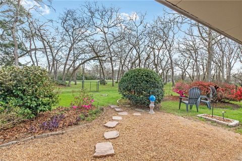 Tiny photo for 52 Golfview Drive, Hilltop Lakes, TX 77871 (MLS # 26003108)
