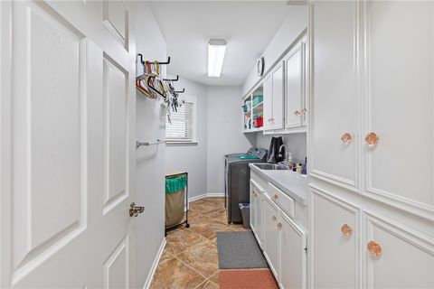 Tiny photo for 52 Golfview Drive, Hilltop Lakes, TX 77871 (MLS # 26003108)