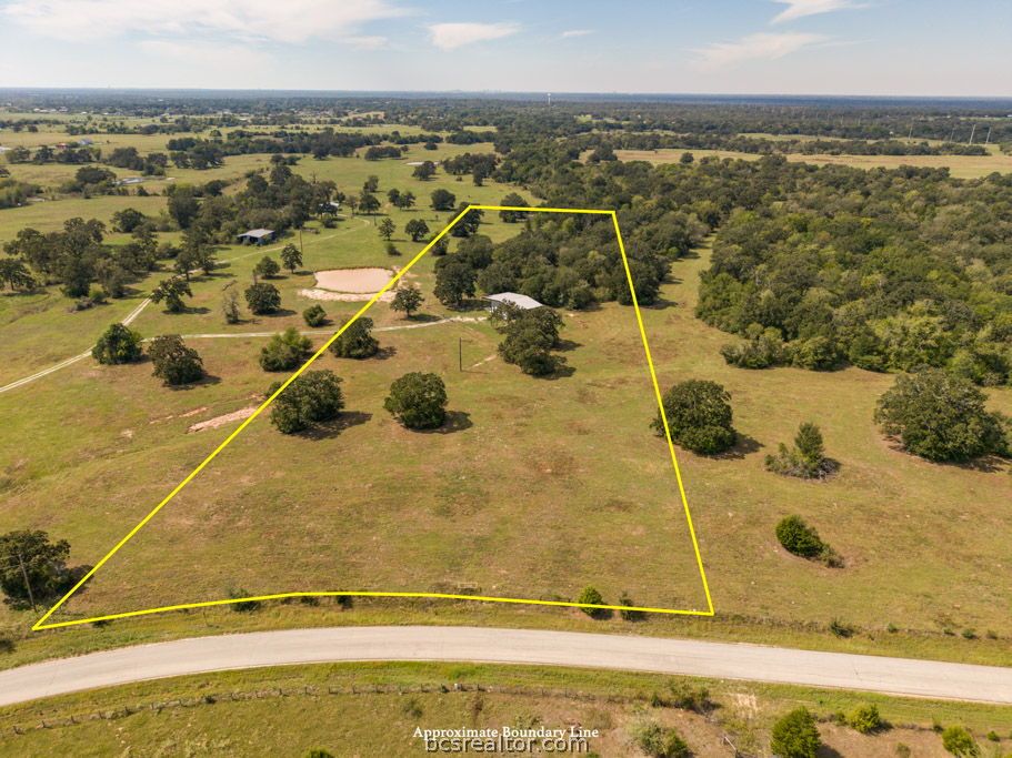 Photo of 9083 County Road 172, Iola, TX 77861 (MLS # 26012115)